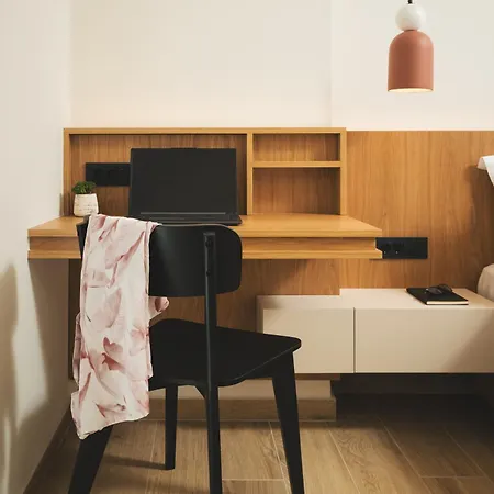 Kydoni Signature * חאניה